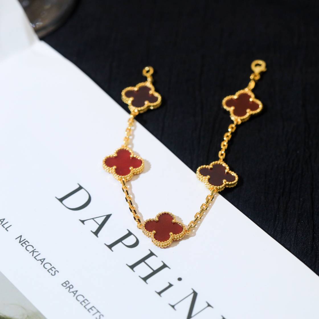 Van Cleef Arpels ヴァン クリーフアーペル レディース ブレスレット フリヴォル モチーフネックレス ゴールド - 画像 3