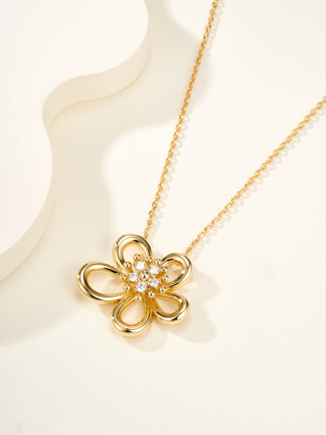 Van Cleef Arpels ヴァン クリーフアーペル レディース ネックレス フリヴォル ダイヤモンド ゴールド ブランドネックレス モチーフネックレス - 画像 4