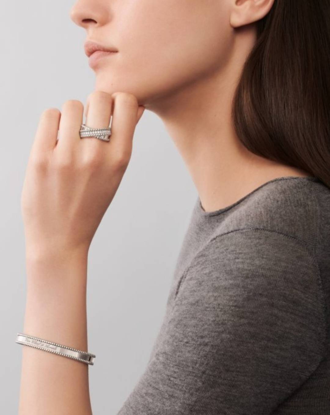 Van Cleef Arpels ヴァン クリーフアーペル レディース リング ブランドジュエリー モチーフネックレス エレガント ゴールド - 画像 2