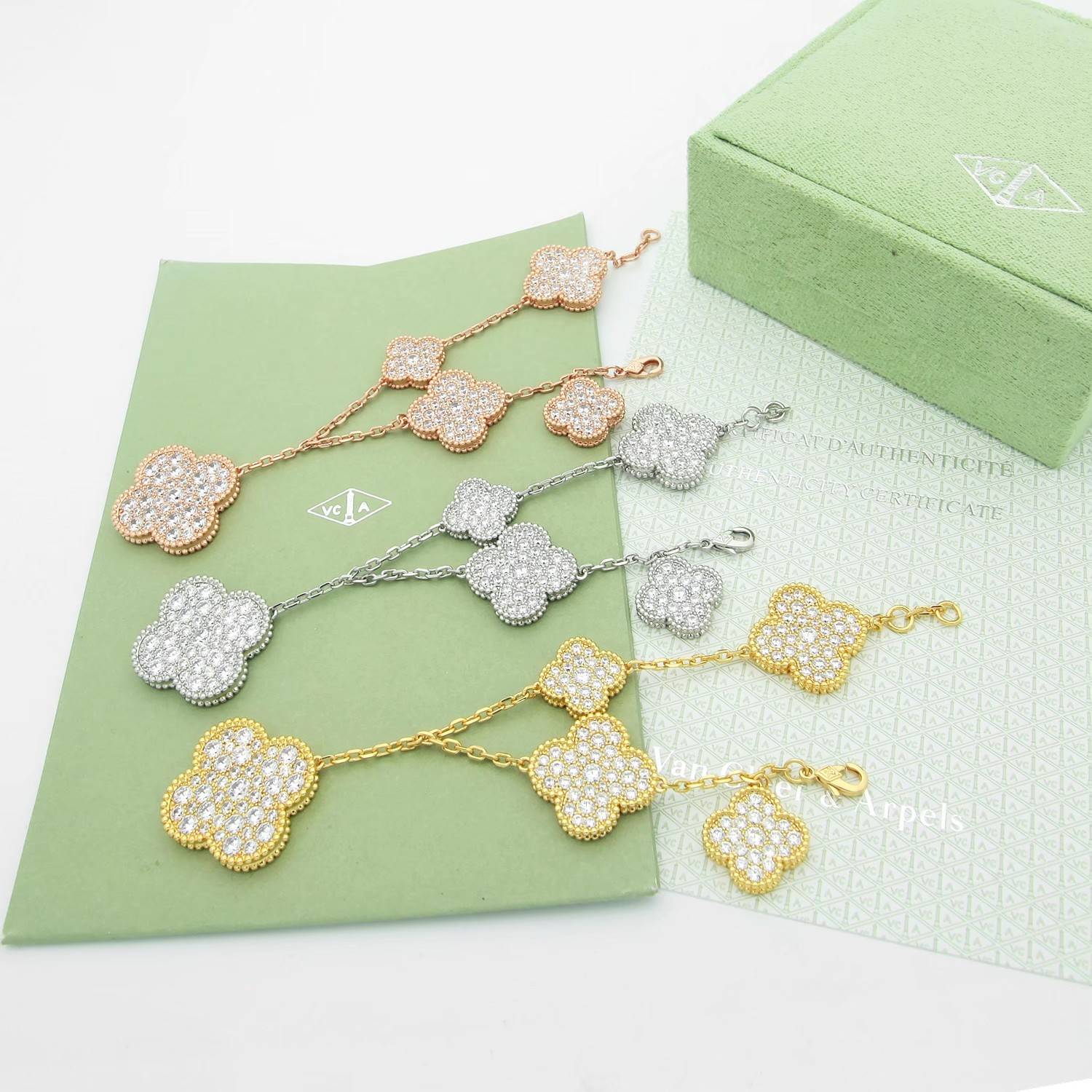 Van Cleef Arpels ヴァン クリーフアーペル レディース ブレスレット アルハンブラ ダイヤモンド ブランドブレスレット ギフト ゴールド