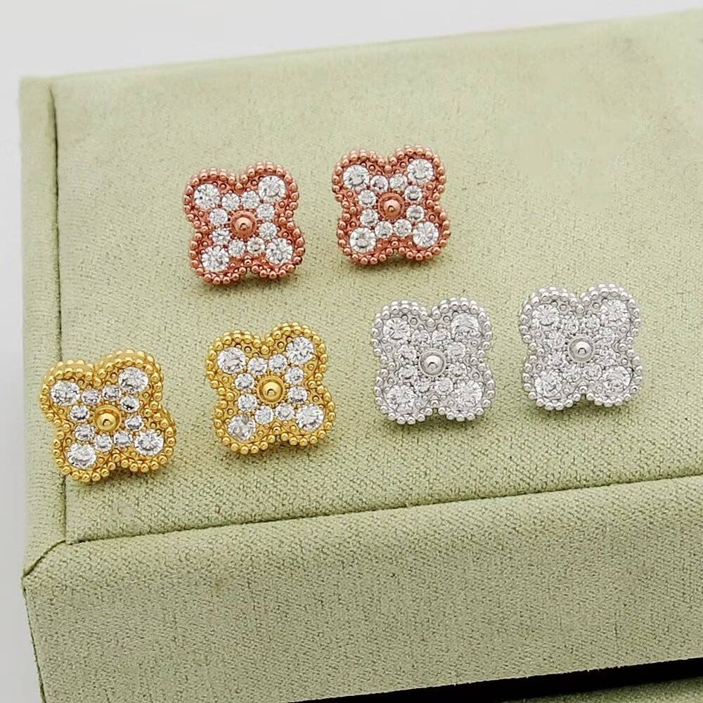 Van Cleef Arpels ヴァン クリーフアーペル レディース ピアス フリヴォル モチーフネックレス ブランドジュエリー イエローゴールド ホワイトゴ