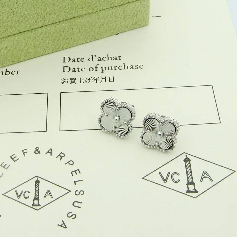 Van Cleef Arpels ヴァン クリーフアーペル レディース ピアス フリヴォル レディース ブランドピアス モチーフピアス ゴールド - 画像 3
