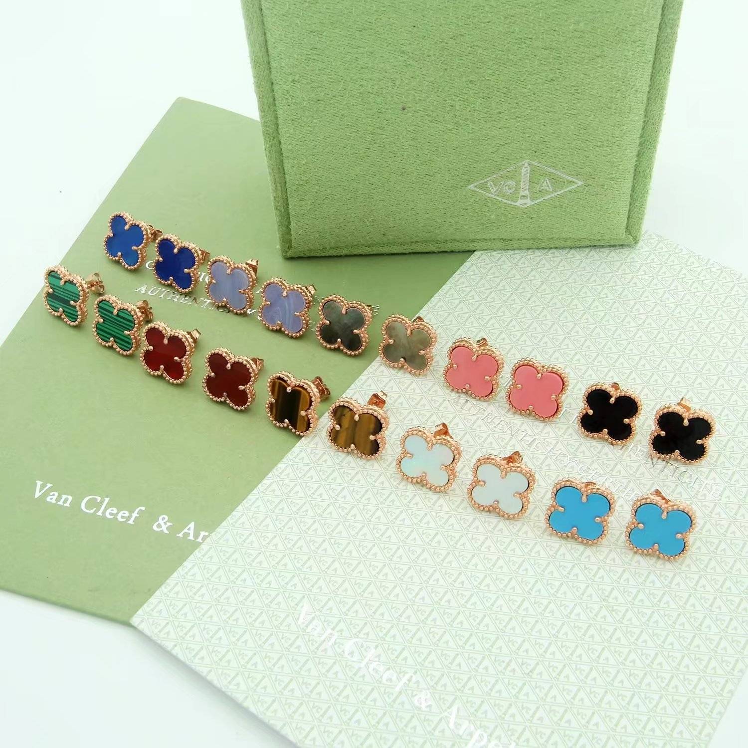 Van Cleef Arpels ヴァン クリーフアーペル レディース ピアス 四つ葉モチーフ ブランドピアス ギフト ホワイトゴールド - 画像 8