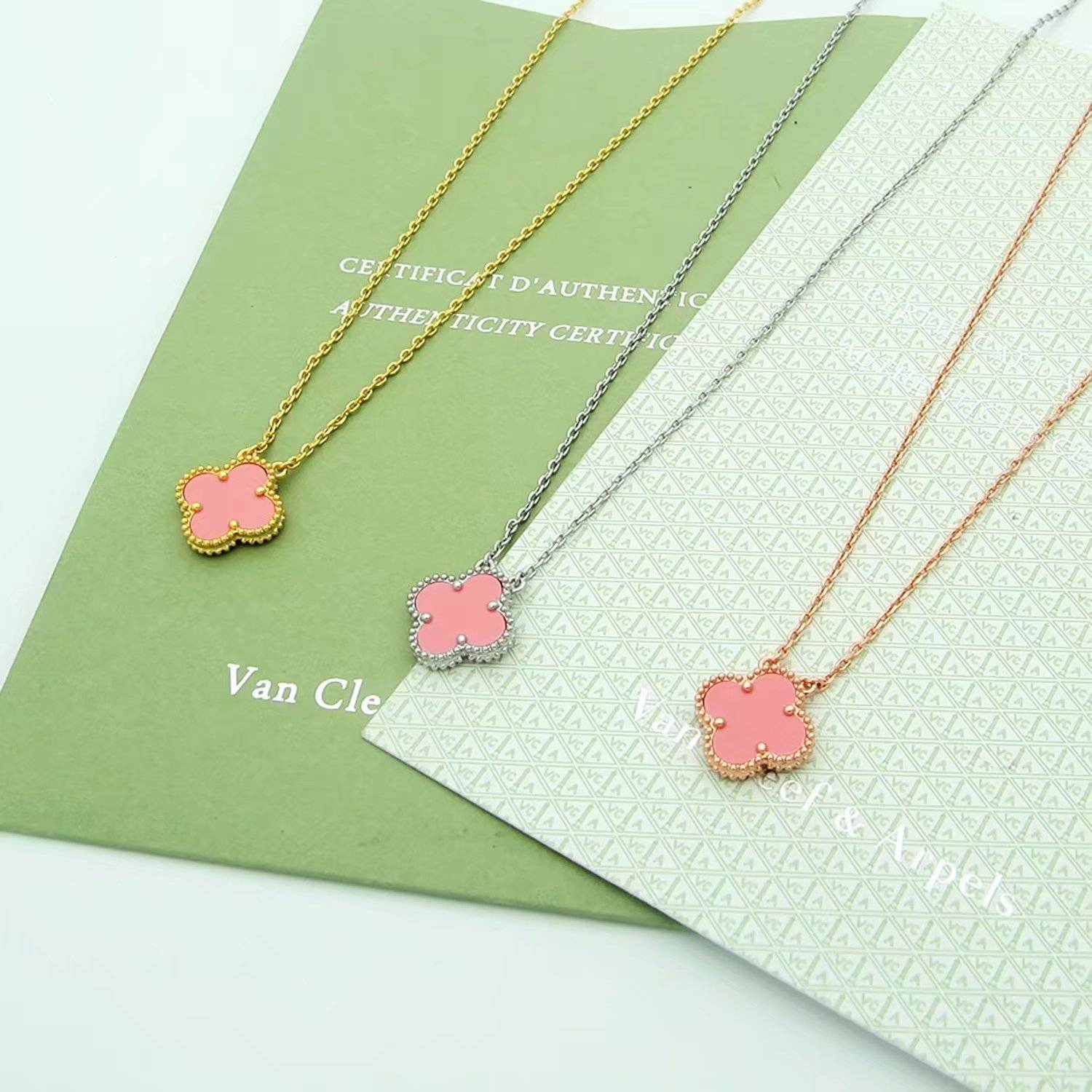 Van Cleef Arpels ヴァン クリーフアーペル レディース ネックレス フリヴォル モチーフネックレス ブランドジュエリー ゴールド ホワイトゴール - 画像 7