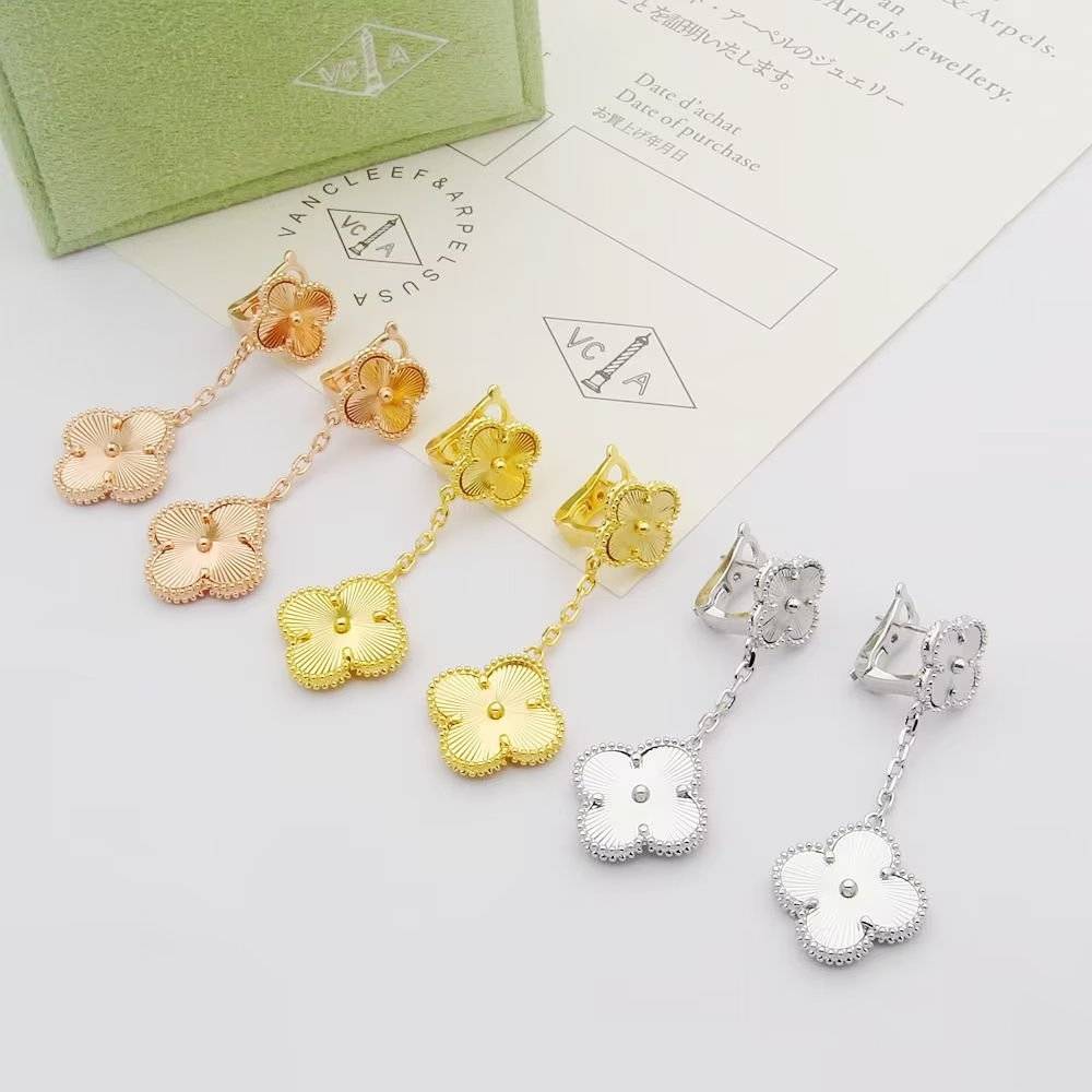 Van Cleef Arpels ヴァン クリーフアーペル レディース ピアス 四つ葉モチーフ ブランドピアス 上品なアクセサリー ゴールド - 画像 5