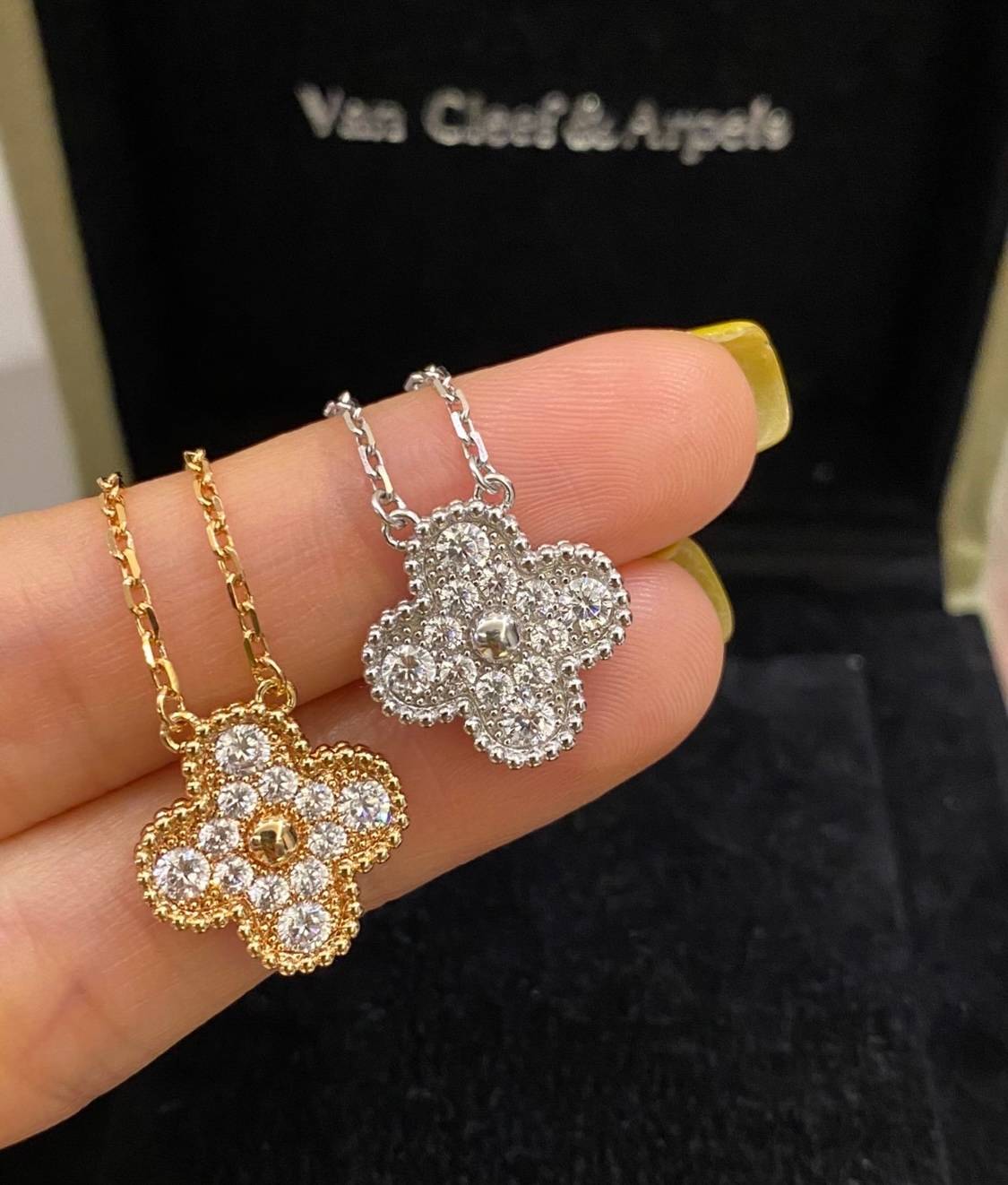 Van Cleef Arpels ヴァン クリーフアーペル レディース ネックレス フリヴォル ダイヤモンド ブランドネックレス ゴールド