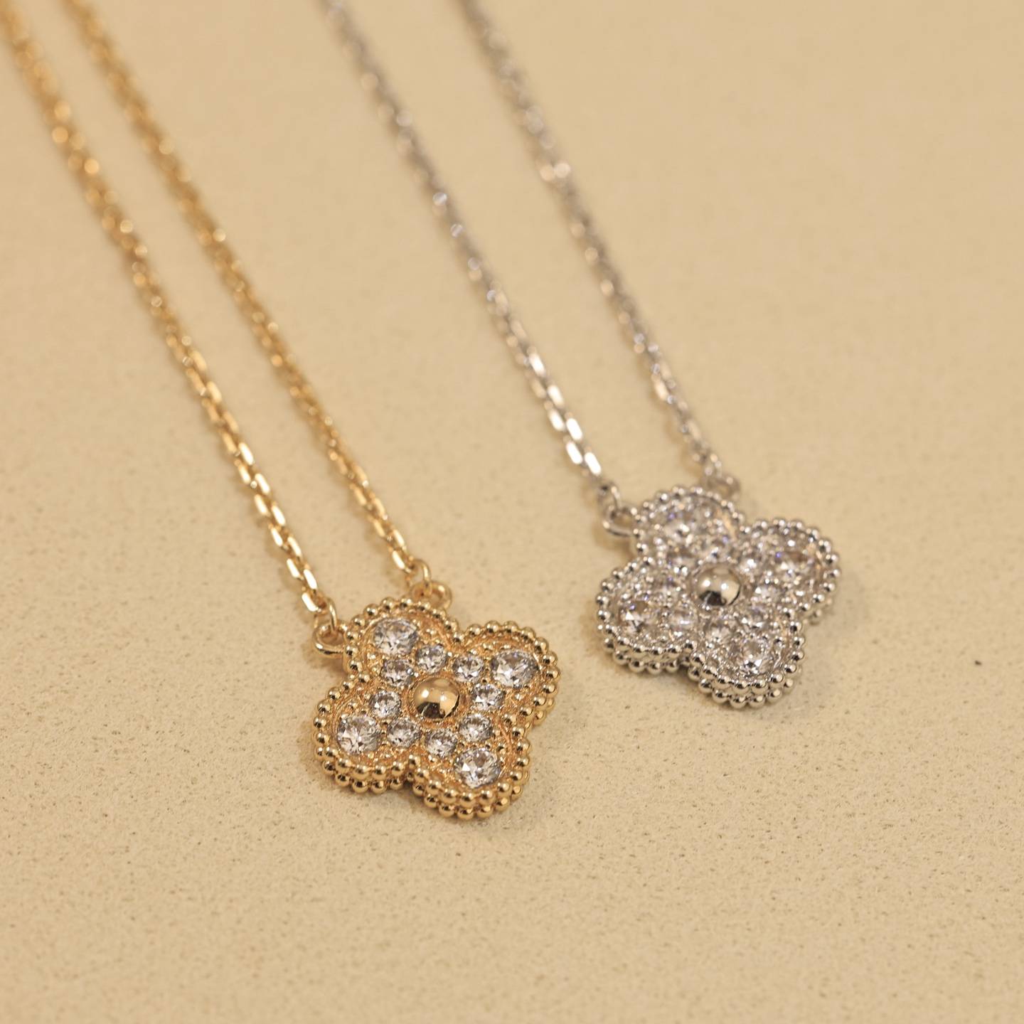 Van Cleef Arpels ヴァン クリーフアーペル レディース ネックレス フリヴォル ダイヤモンド ブランドネックレス ゴールド - 画像 4