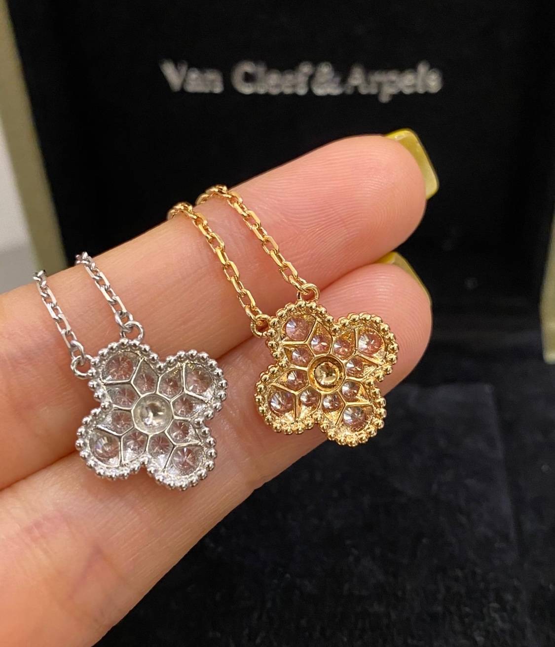 Van Cleef Arpels ヴァン クリーフアーペル レディース ネックレス フリヴォル ダイヤモンド ブランドネックレス ゴールド - 画像 9