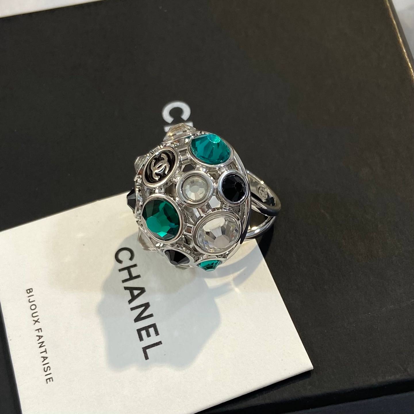 CHANEL シャネル レディース リング CCロゴ ラインストーン シルバー - 画像 6