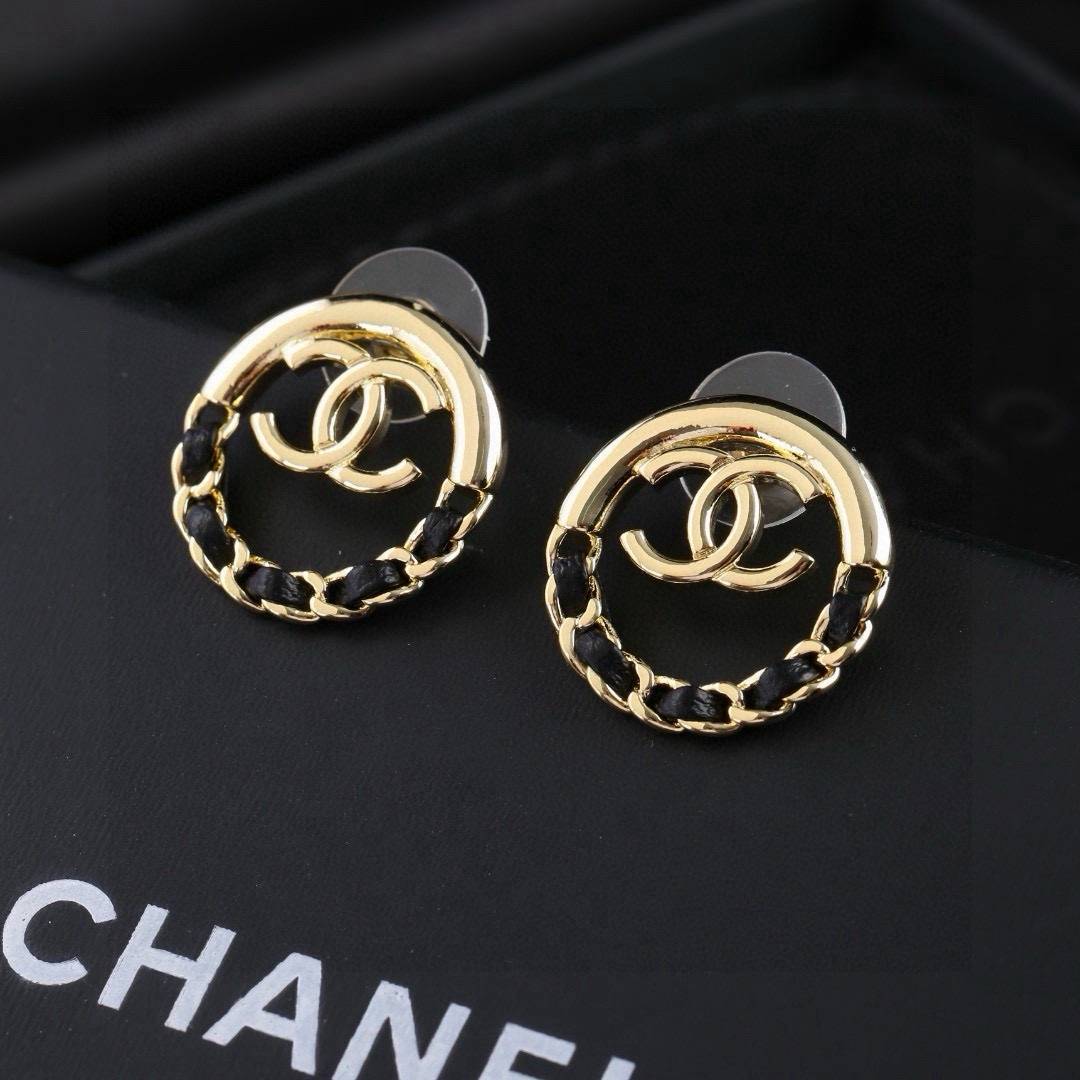 CHANEL シャネル レディース ピアス CCロゴ チェーンモチーフ ブランドピアス ゴールド