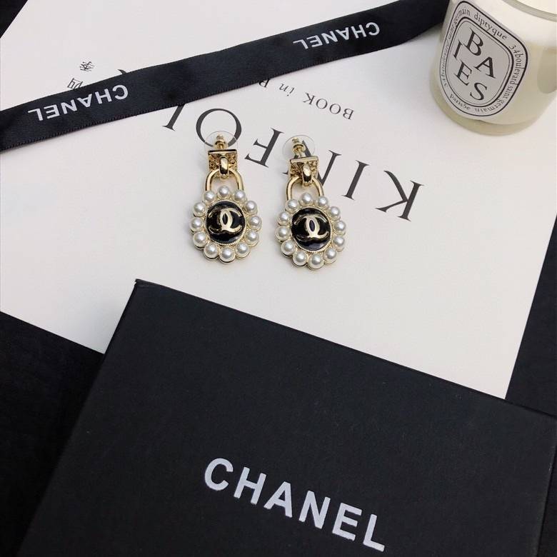 CHANEL シャネル レディース ピアス CCロゴ パール チェーンモチーフ ブランドピアス 上品なアクセサリー ゴールド - 画像 3