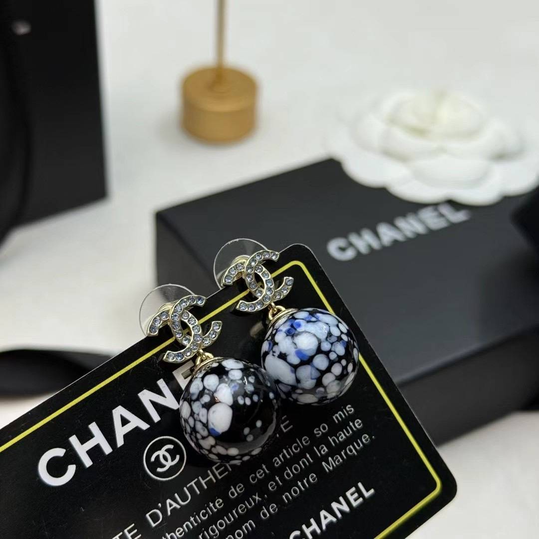 CHANEL シャネル レディース ピアス ダブルC チェーンモチーフ ブランドピアス ココマーク アクセサリー ブラック - 画像 3
