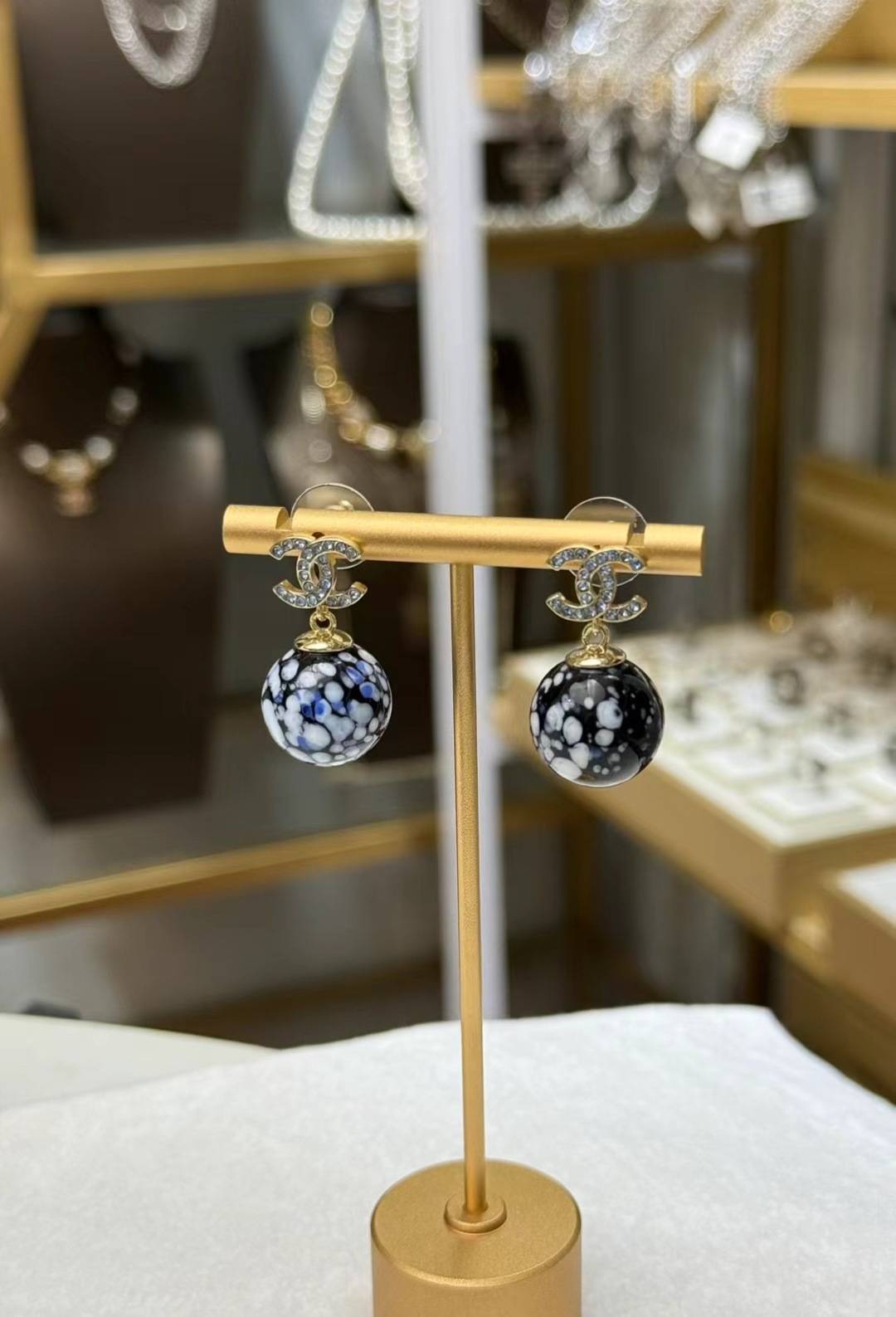 CHANEL シャネル レディース ピアス ダブルC チェーンモチーフ ブランドピアス ココマーク アクセサリー ブラック - 画像 9
