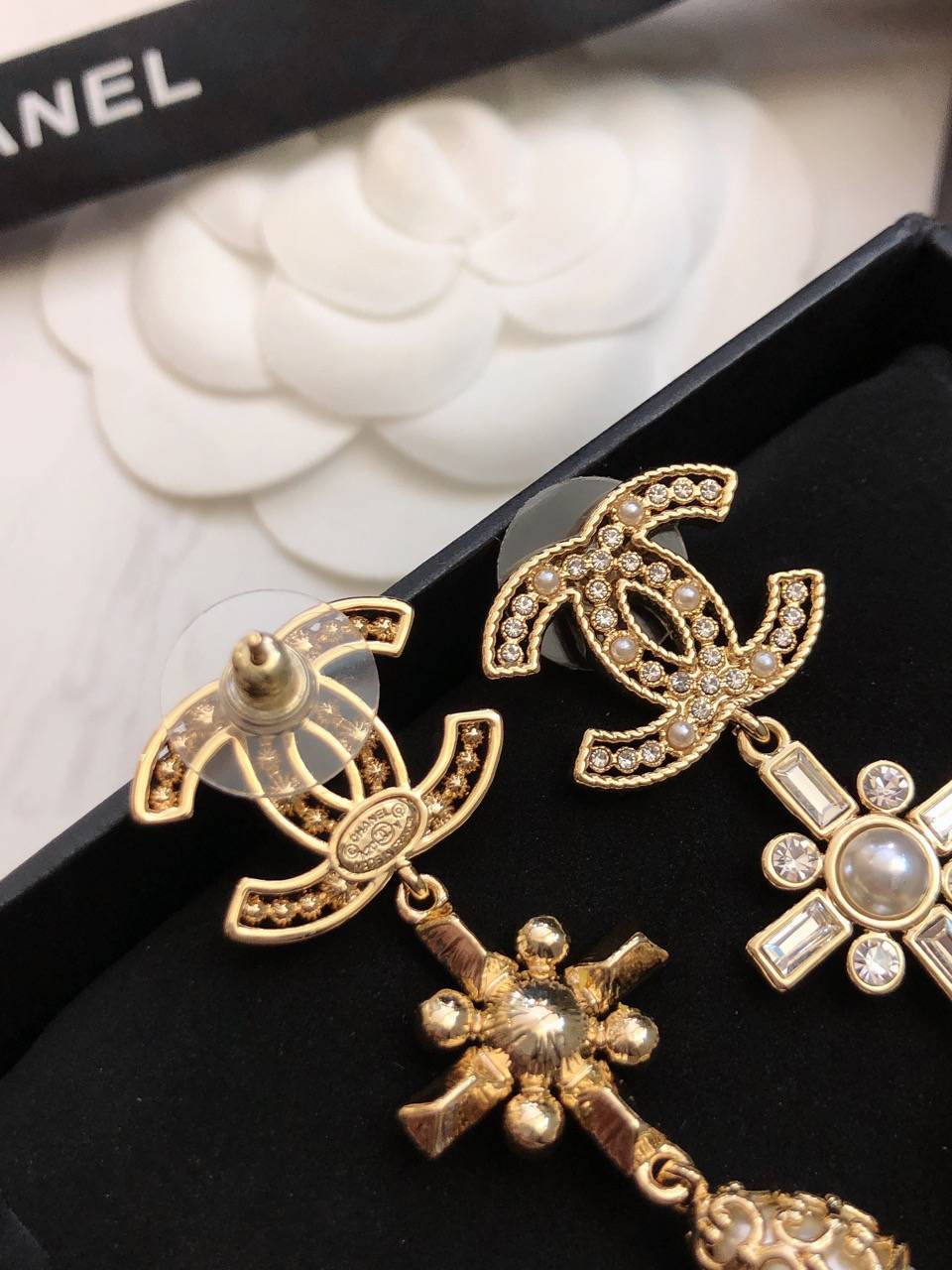 CHANEL シャネル レディース ピアス CCロゴ ダブルC パール ロゴピアス 上品なアクセサリー - 画像 7