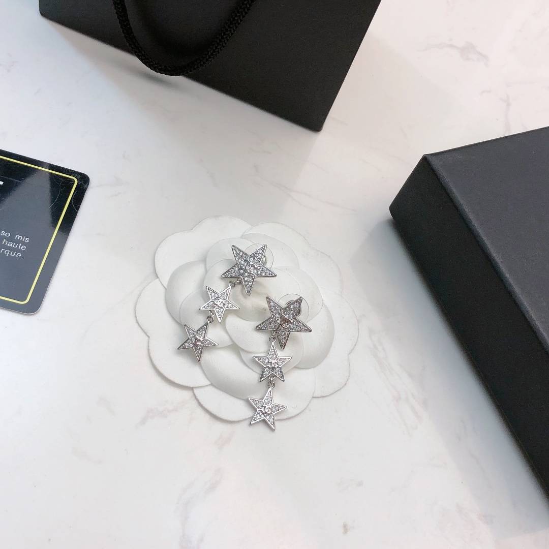 CHANEL シャネル レディース ピアス 星型 ブランドピアス ブランドアクセサリー ホワイト - 画像 3