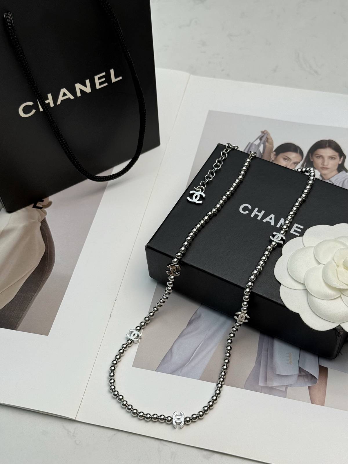 CHANEL シャネル レディース ネックレス CCロゴ ブランドネックレス 上品なアクセサリー シルバー - 画像 3