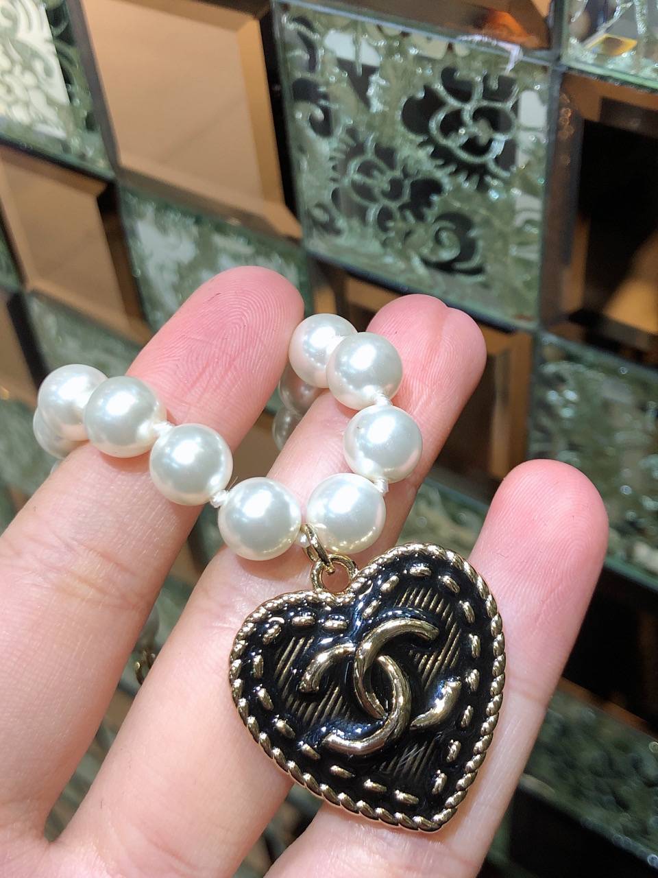CHANEL シャネル レディース ネックレス ロゴプレート ブランドネックレス ゴールド - 画像 4