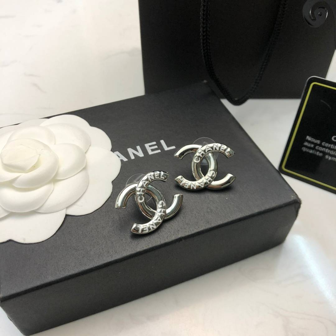 CHANEL シャネル レディース ピアス CCロゴ ブランドピアス 上品なアクセサリー シルバー - 画像 7