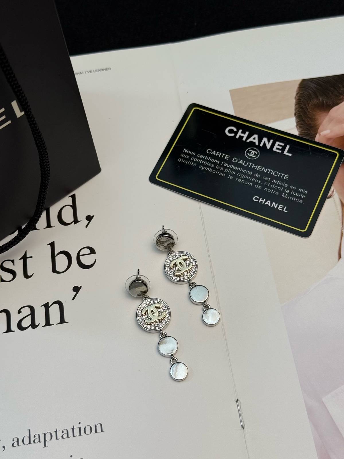 CHANEL シャネル レディース ピアス CCロゴ ダブルC チェーンモチーフ ブランドピアス 上品なアクセサリー シルバー - 画像 5