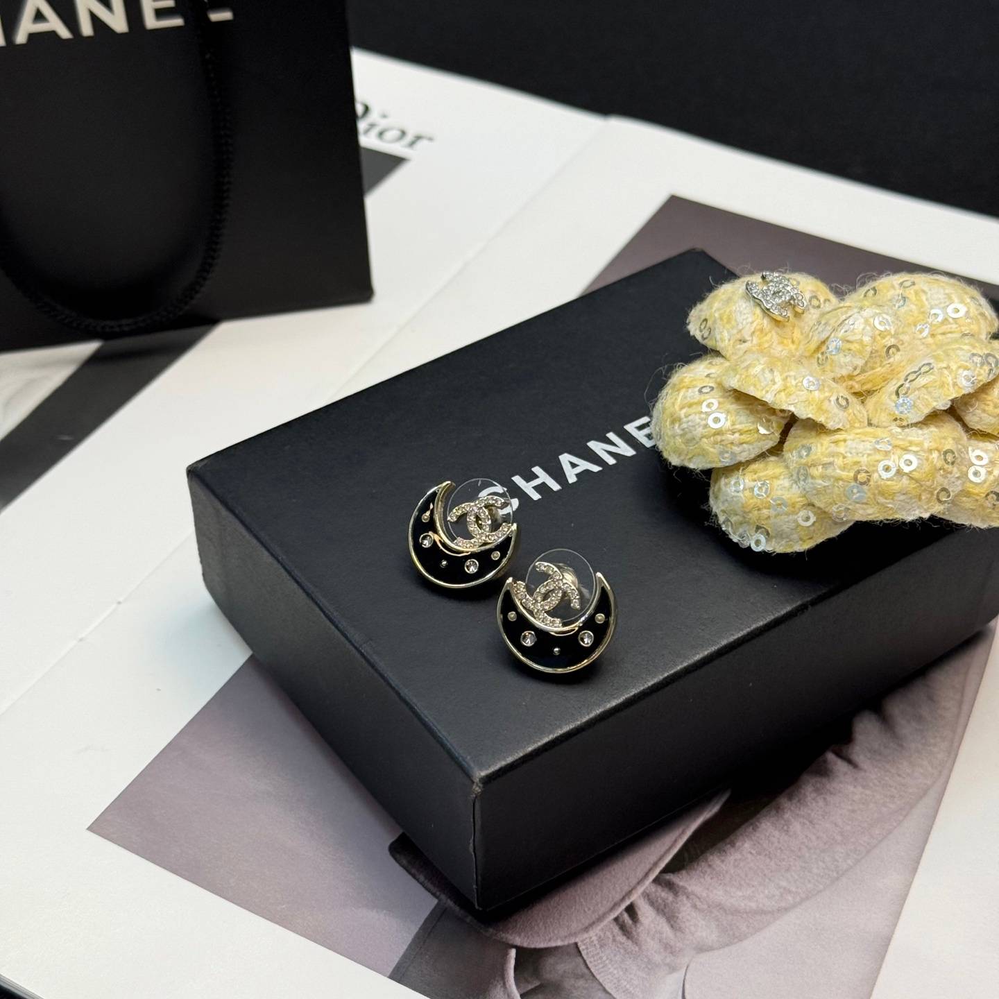 CHANEL シャネル レディース ピアス CCロゴ メタル ブランドピアス ブランドアクセサリー ゴールド - 画像 4