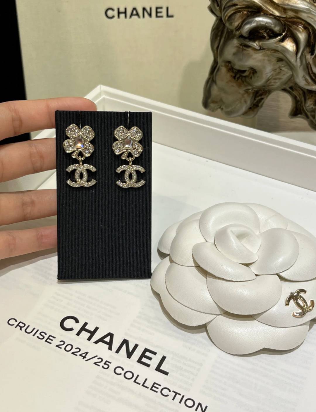 CHANEL シャネル レディース ピアス CCロゴ フラワー ロゴピアス 上品なアクセサリー ゴールド - 画像 8