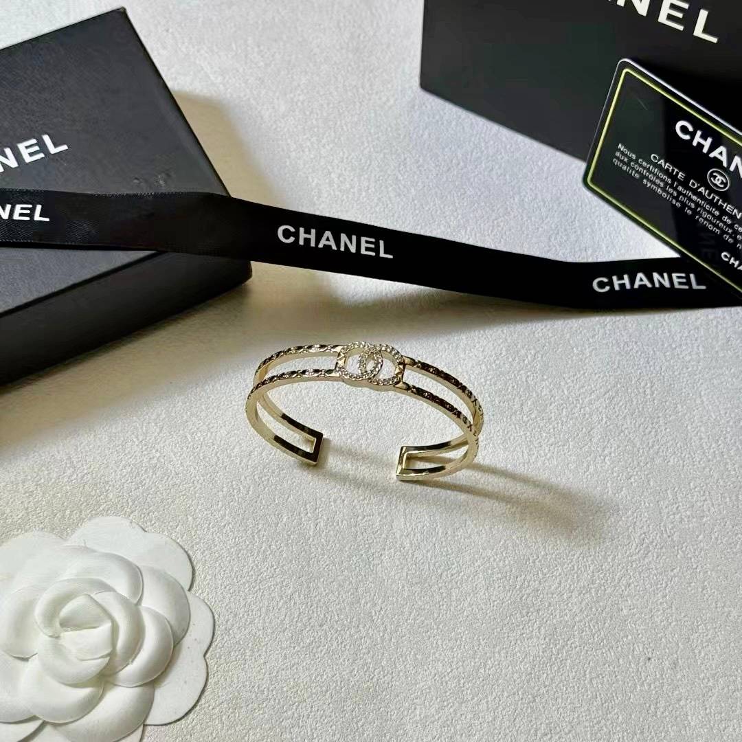 CHANEL シャネル レディース ブレスレット ココマーク K18 ブランドブレスレット 上品なアクセサリー ゴールド - 画像 2