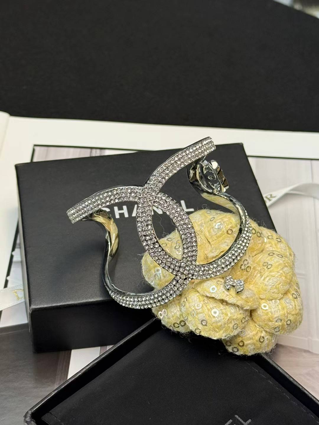 CHANEL シャネル レディース ブレスレット CCロゴ ダブルC ブランドブレスレット シルバー - 画像 8