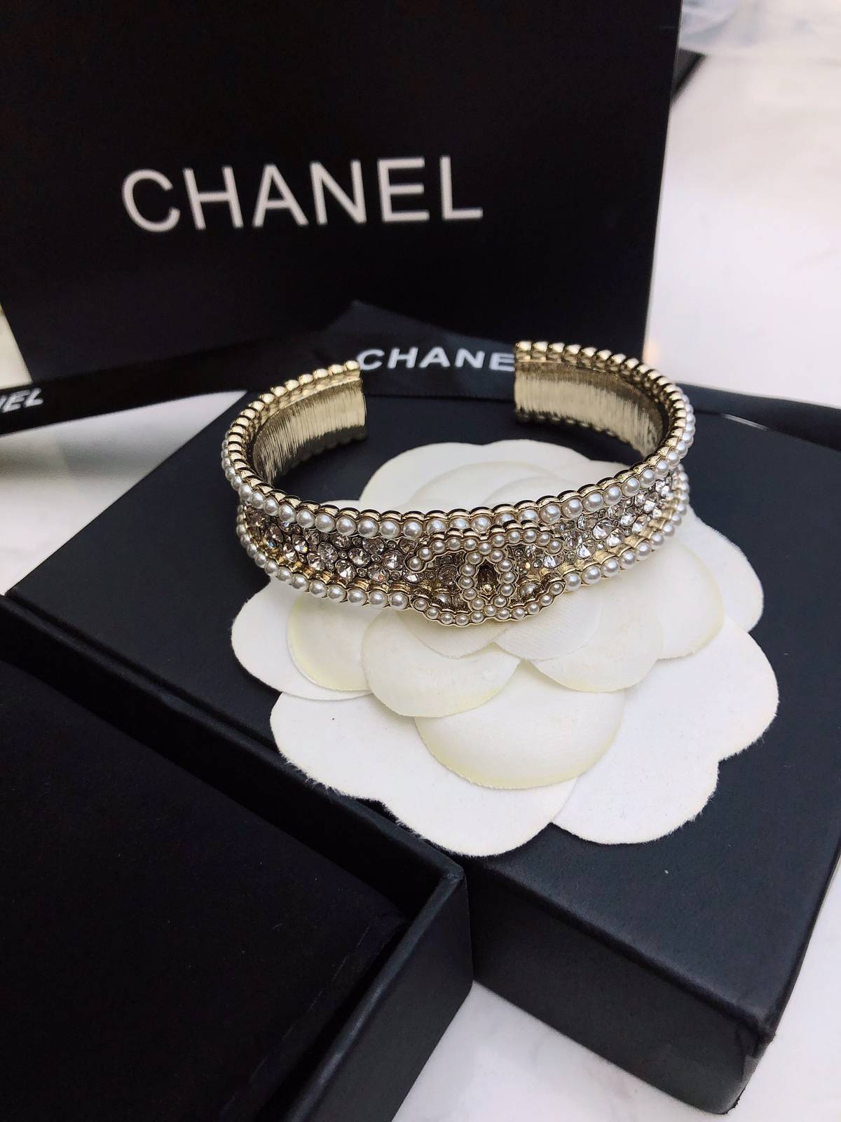 CHANEL シャネル レディース ブレスレット パール チェーンモチーフ ブランドブレスレット 上品なアクセサリー ゴールド - 画像 6