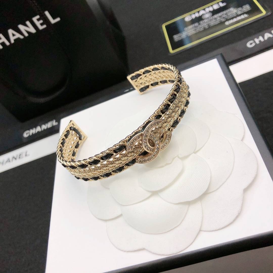 CHANEL シャネル レディース ブレスレット ロゴプレート チェーンモチーフ ブランドブレスレット ゴールド - 画像 3