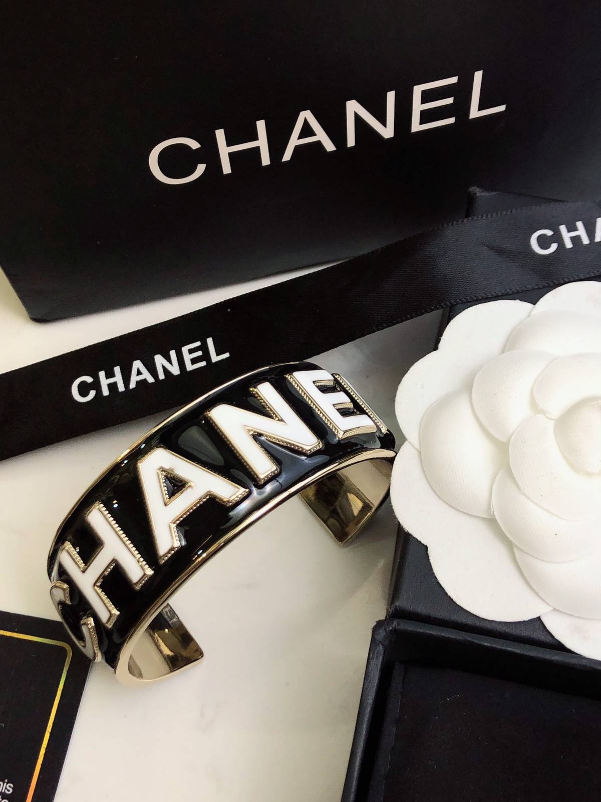 CHANEL シャネル レディース ブレスレット CCロゴ ブランドブレスレット 上品なアクセサリー ゴールド - 画像 3