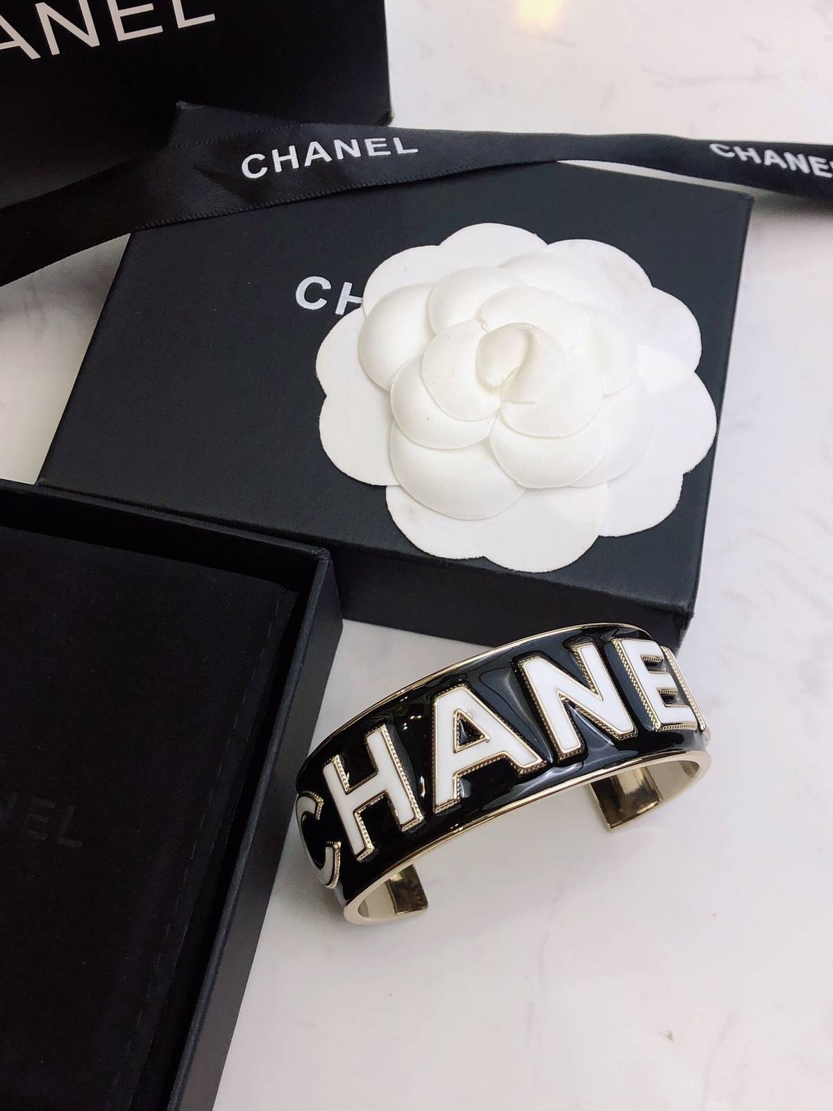 CHANEL シャネル レディース ブレスレット CCロゴ ブランドブレスレット 上品なアクセサリー ゴールド - 画像 8