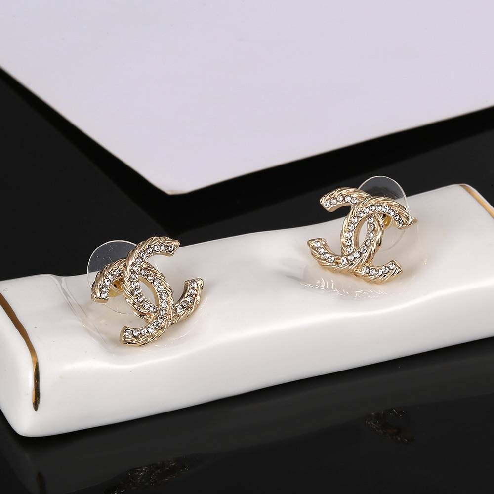 CHANEL シャネル レディース ピアス CCロゴ ダブルC ブランドピアス 上品なアクセサリー ゴールド - 画像 6