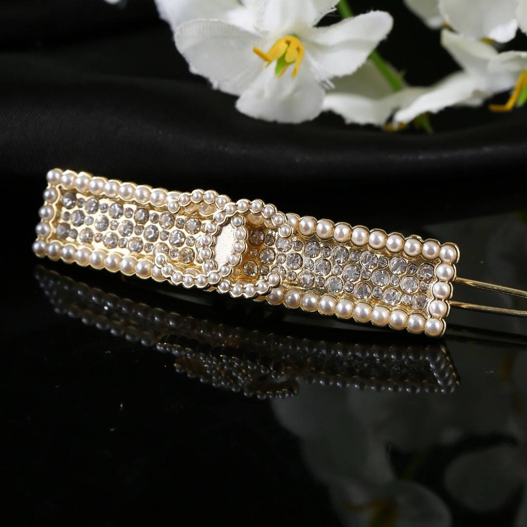 CHANEL シャネル レディース ブローチ ブランドブローチ ロゴプレート ブランドアクセサリー ゴールド - 画像 3