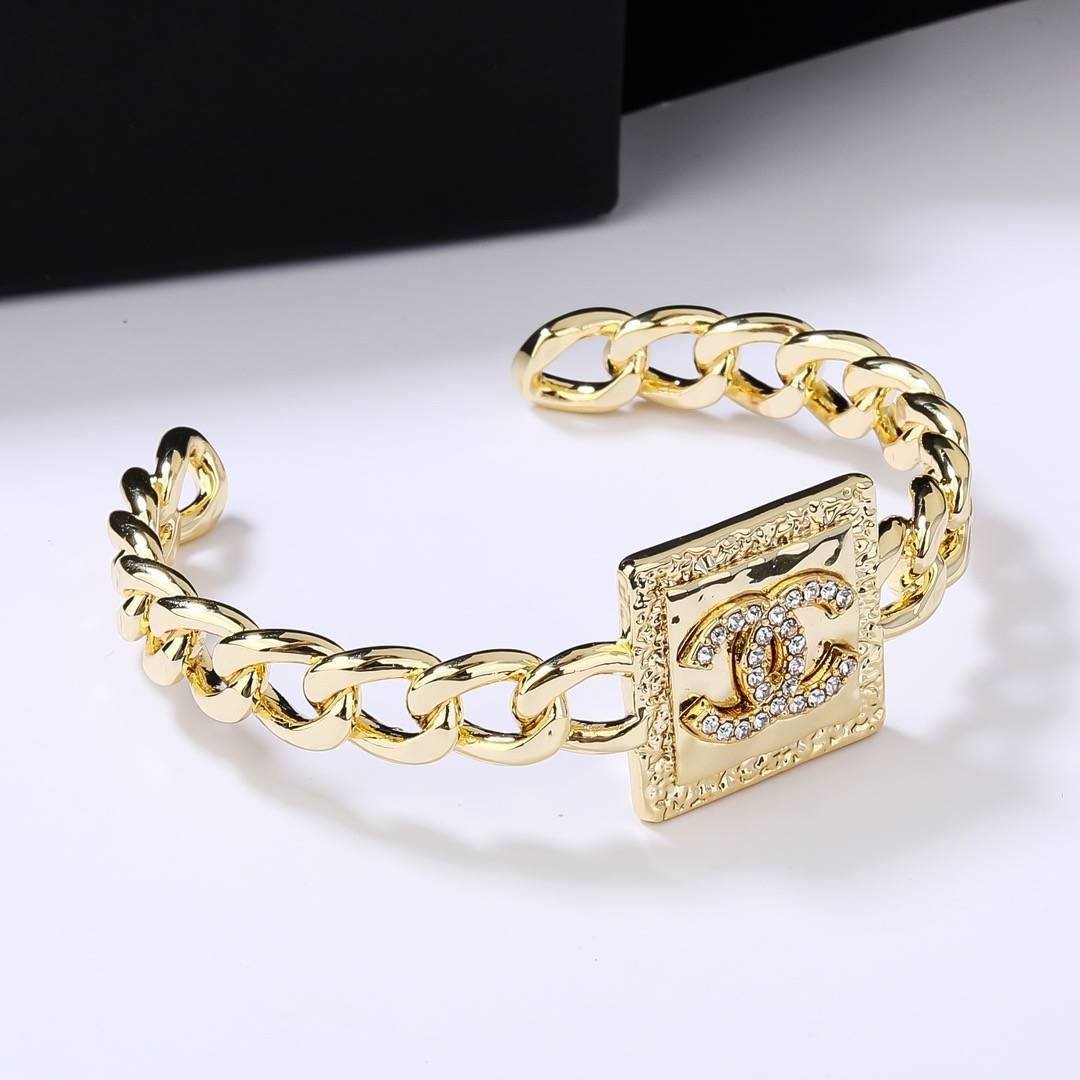 CHANEL シャネル レディース ブレスレット CCロゴ チェーンモチーフ ブランドブレスレット ゴールド - 画像 6