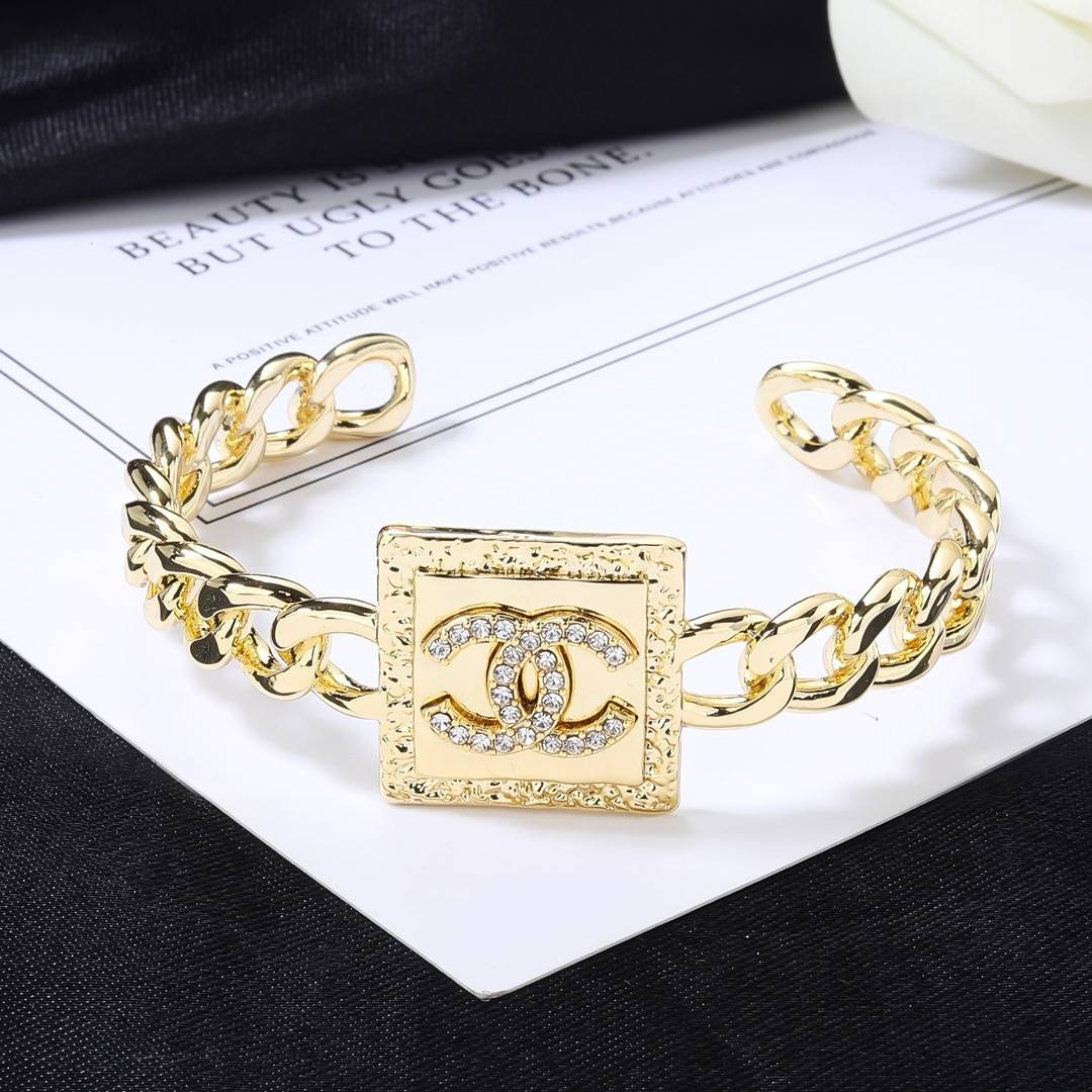 CHANEL シャネル レディース ブレスレット CCロゴ チェーンモチーフ ブランドブレスレット ゴールド - 画像 8