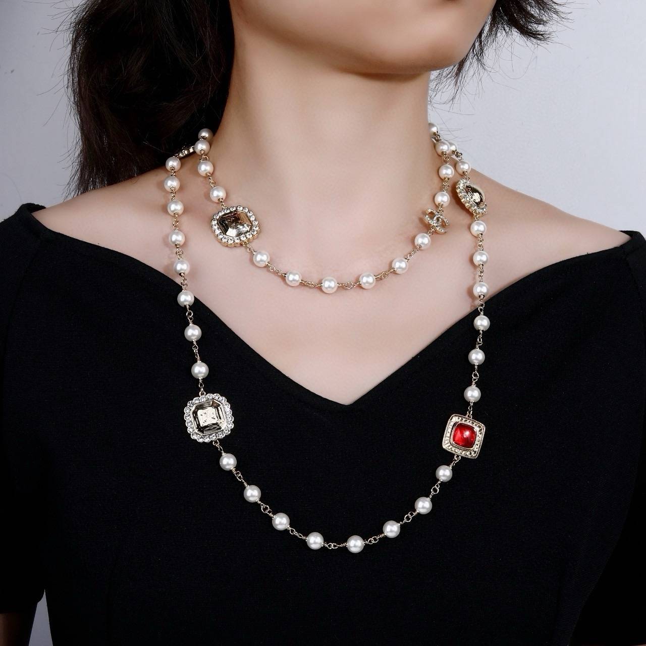 CHANEL シャネル レディース ネックレス ロゴプレート パール チェーンモチーフ ブランドネックレス 上品なアクセサリー