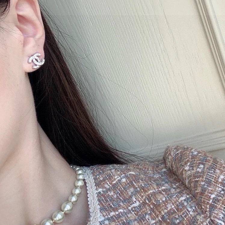CHANEL シャネル レディース ピアス CCロゴ シルバー ブランドピアス 上品なアクセサリー - 画像 2