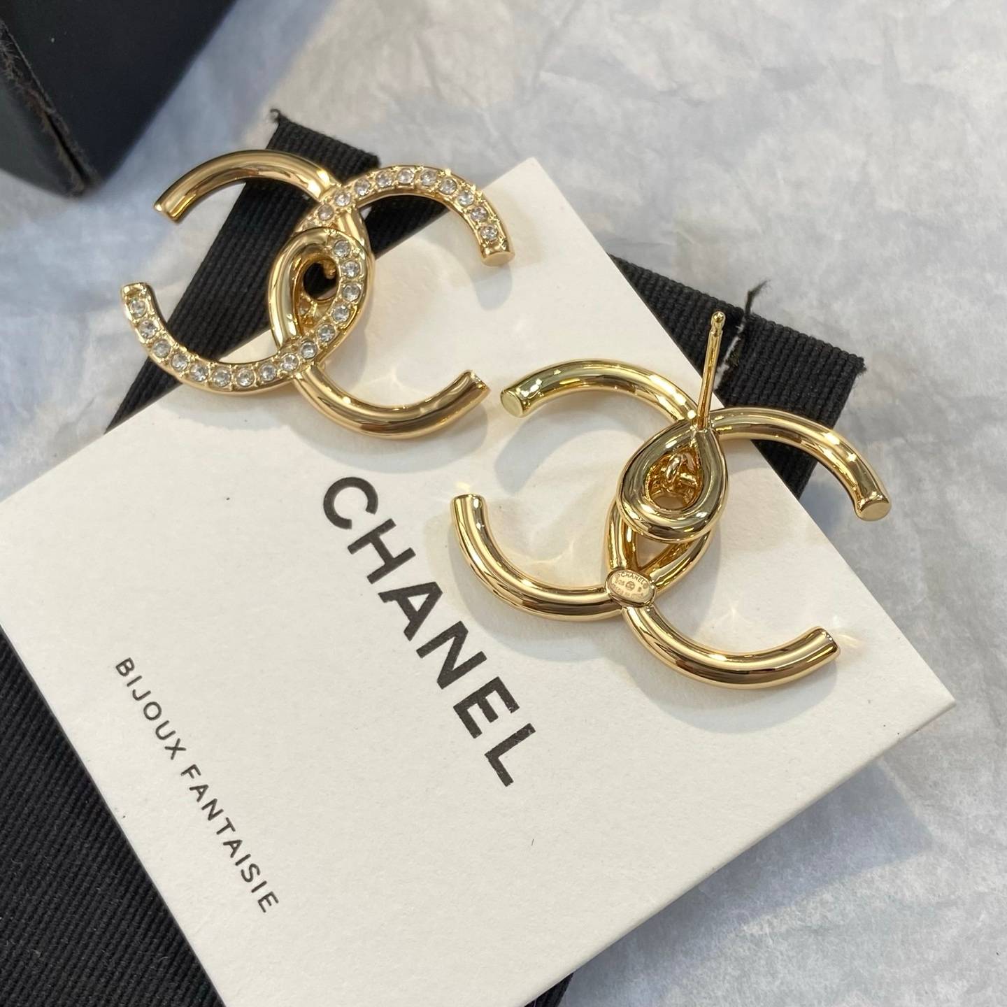 CHANEL シャネル レディース ピアス CCロゴ ダブルC ブランドピアス 上品なアクセサリー ゴールド - 画像 3