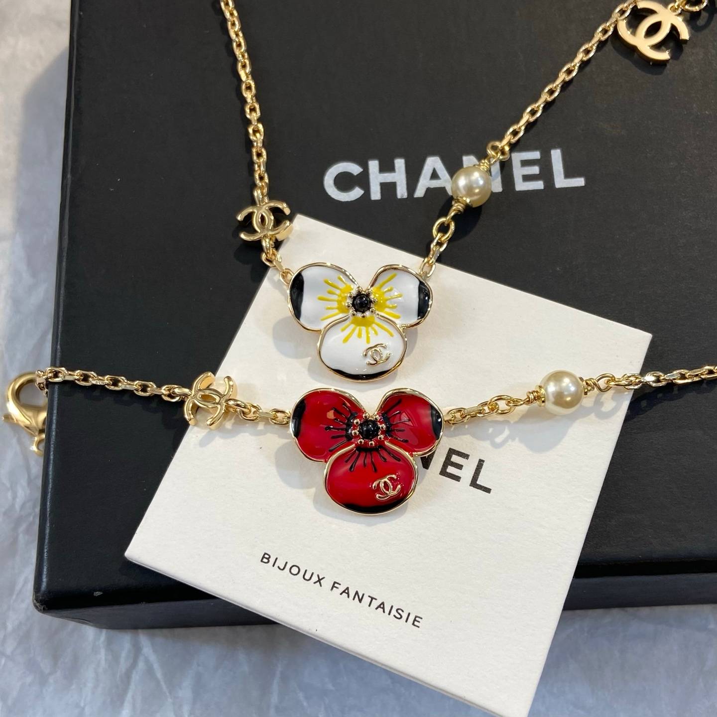 CHANEL シャネル レディース ブレスレット ロゴプレート フラワーモチーフ ブランドブレスレット ゴールド - 画像 5