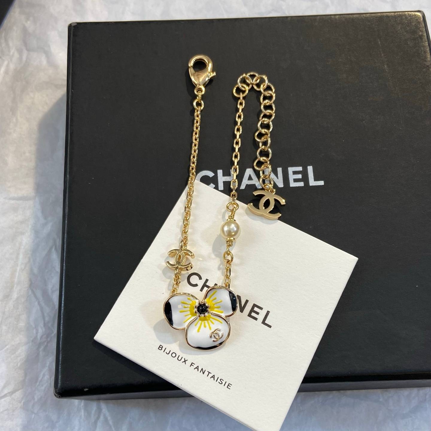 CHANEL シャネル レディース ブレスレット ロゴプレート フラワーモチーフ ブランドブレスレット ゴールド - 画像 6