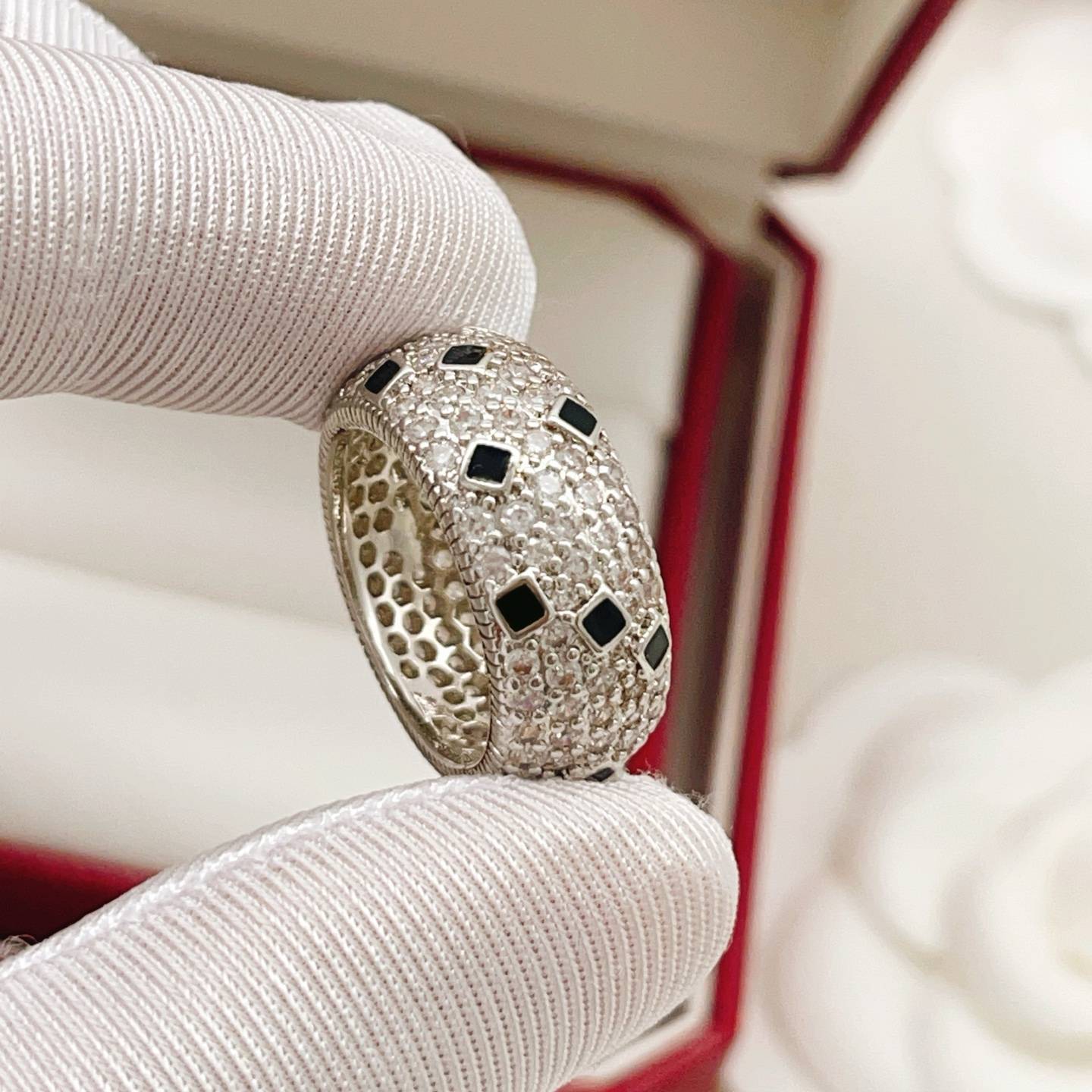Cartier カルティエ レディース リング パンテール 750 YG ダイヤモンド ブランドジュエリー 普段使い ギフト - 画像 8