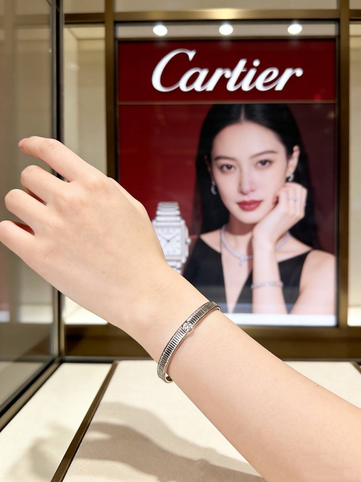 Cartier カルティエ レディース ブレスレット ファンテール 750 ダイヤモンド タイムレス ブランドジュエリー - 画像 2