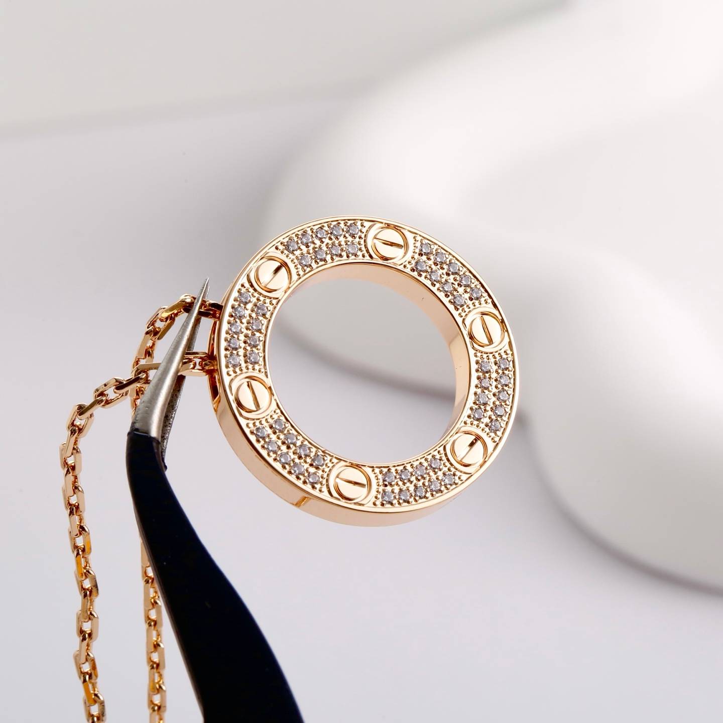 Cartier カルティエ レディース ネックレス LOVE ラブ プラチナ ダイヤモンド ブランドジュエリー 普段使い ギフト - 画像 4