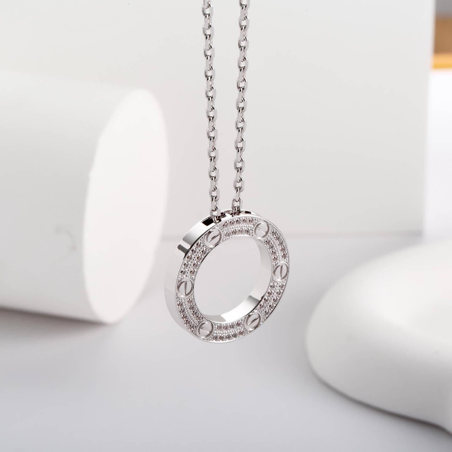Cartier カルティエ レディース ネックレス LOVE ラブリング ホワイトゴールド 750 ダイヤモンド ブランドジュエリー 普段使い - 画像 9