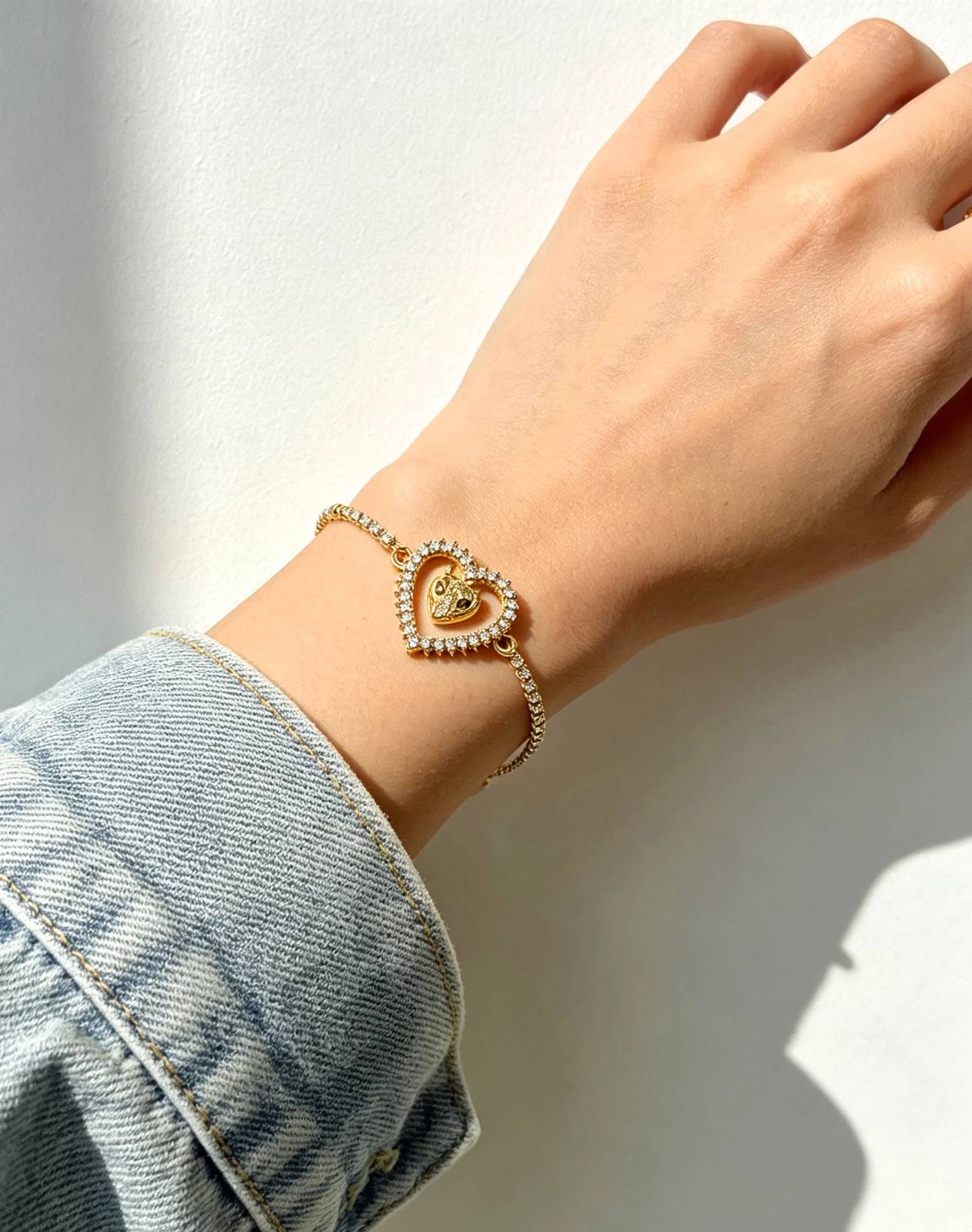 Cartier カルティエ レディース ブレスレット ラブ ラブブレス 750 YG ブランドジュエリー 記念日 ギフト - 画像 2
