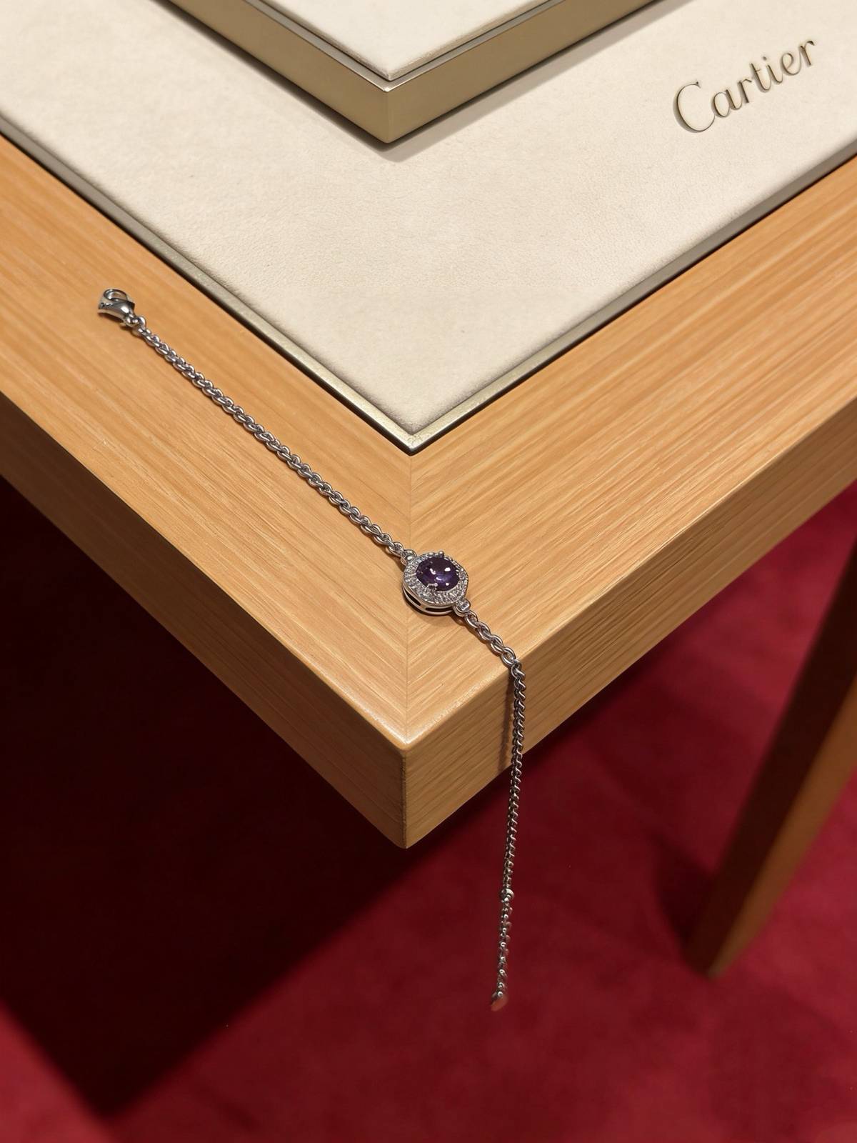 Cartier カルティエ レディース ブレスレット クラッシュ ドゥ カルティエ 750 ダイヤモンド ブランドジュエリー 送料無料 - 画像 4