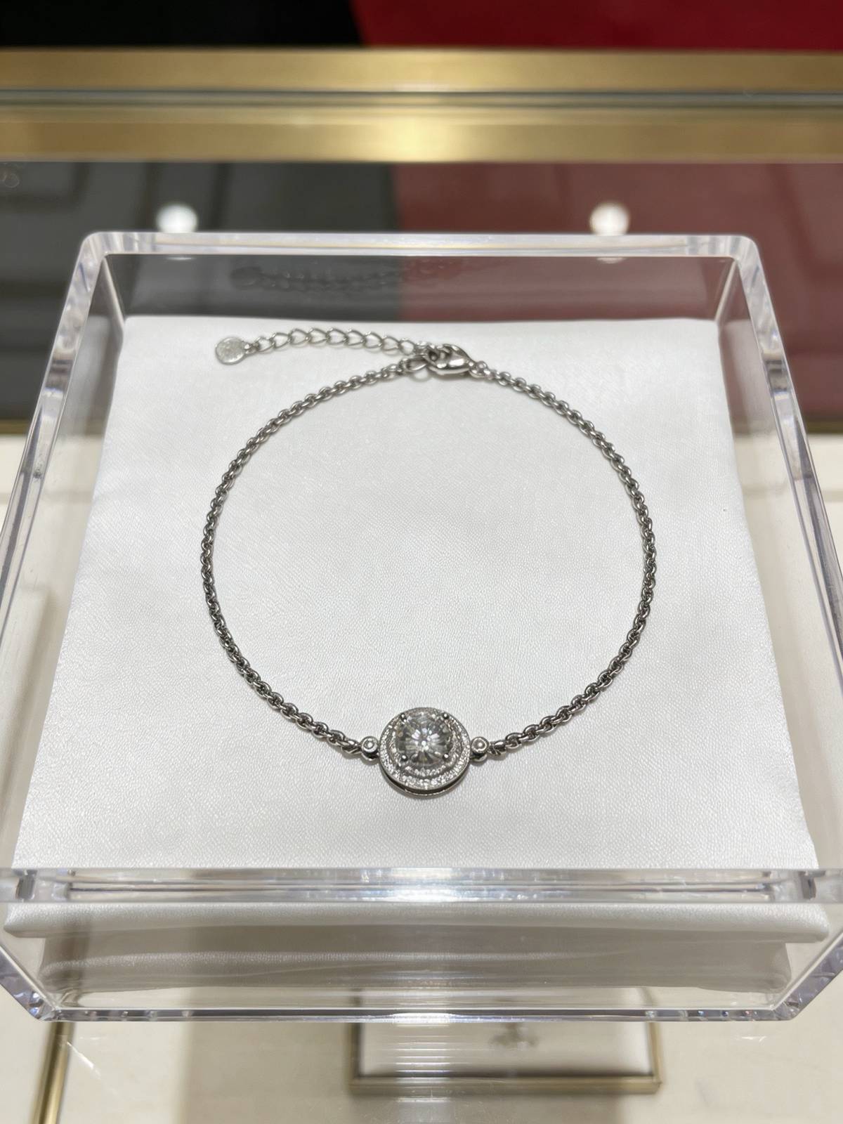Cartier カルティエ レディース ブレスレット ジュスト アン クル K18 WG ダイヤモンド ブランドジュエリー 結婚記念日 - 画像 2