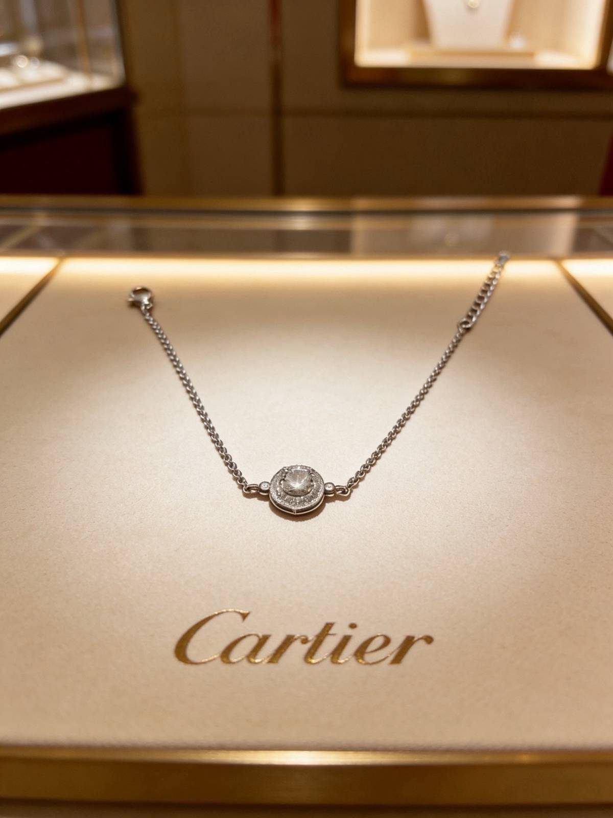 Cartier カルティエ レディース ブレスレット ジュスト アン クル K18 WG ダイヤモンド ブランドジュエリー 結婚記念日 - 画像 7
