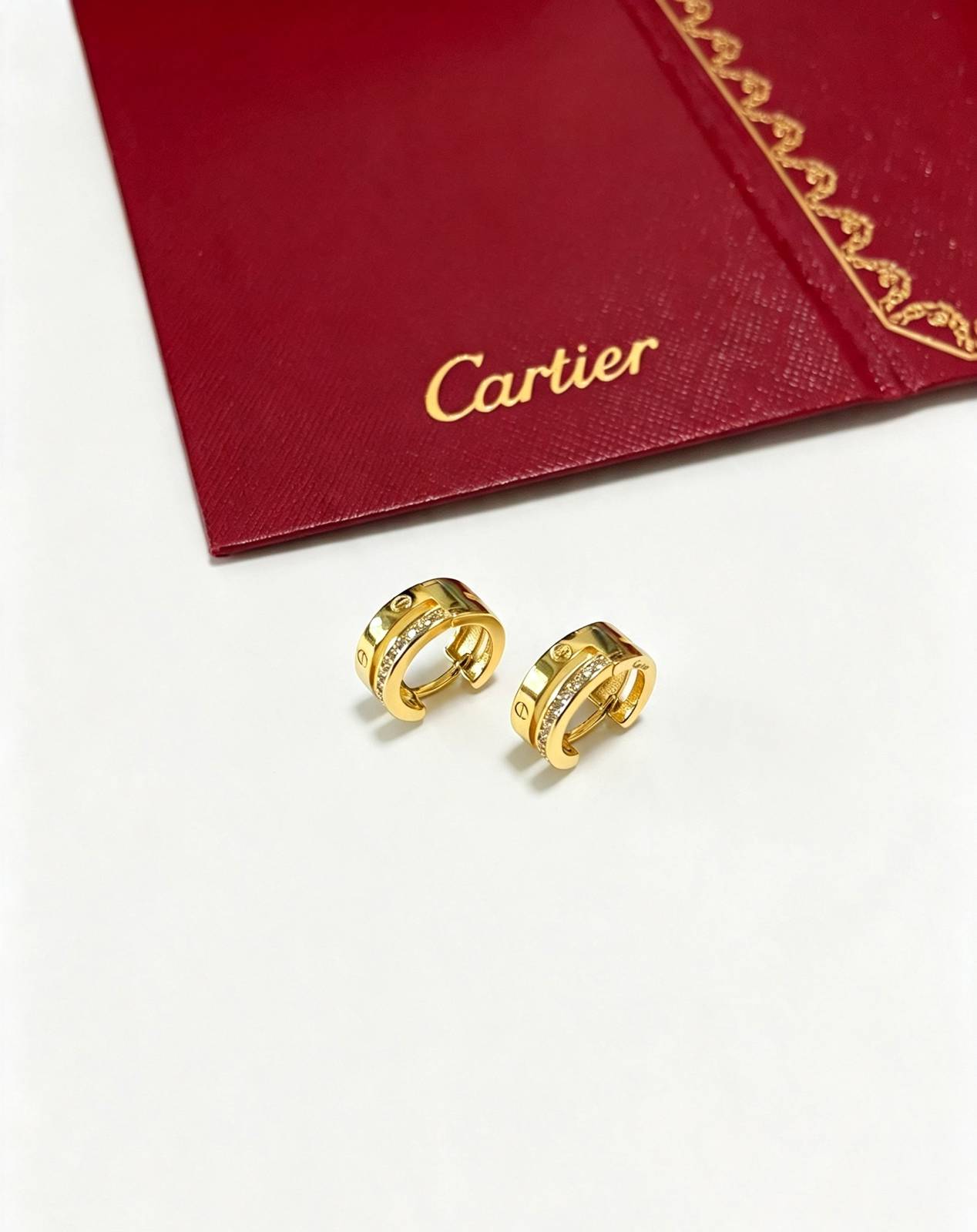 Cartier カルティエ レディース ピアス ジュスト アン クル 750 YG ブランドジュエリー 普段使い