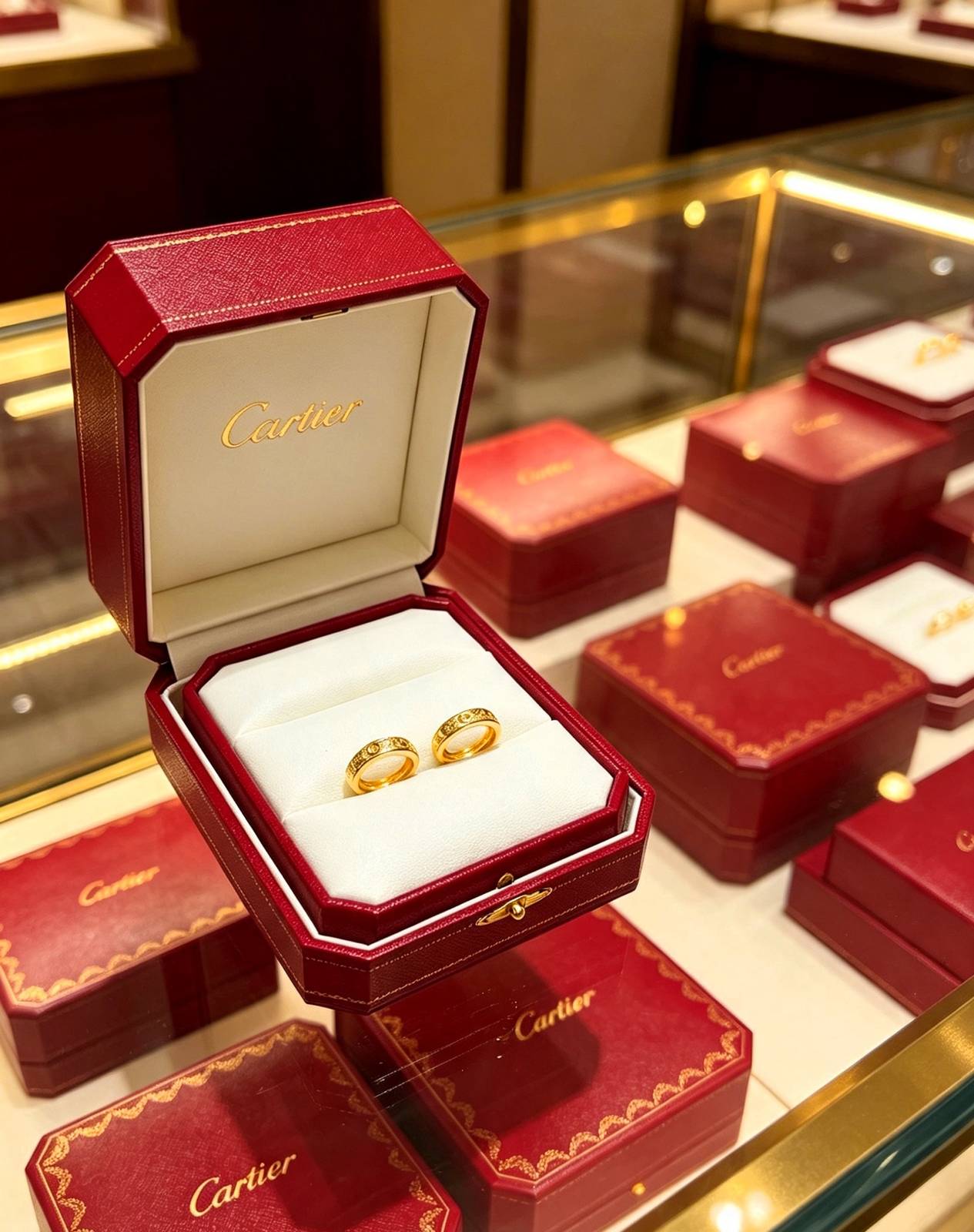 Cartier カルティエ レディース ピアス ジュスト アン クル 750 イエローゴールド ブランドジュエリー 普段使い ギフト - 画像 8